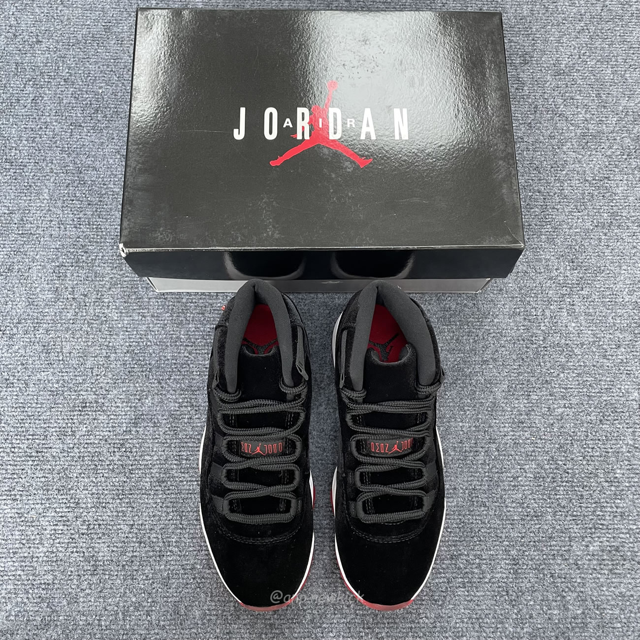 Air Jordan 11 Bred Velvet Arrives Db5457 061 (4) - newkick.vip