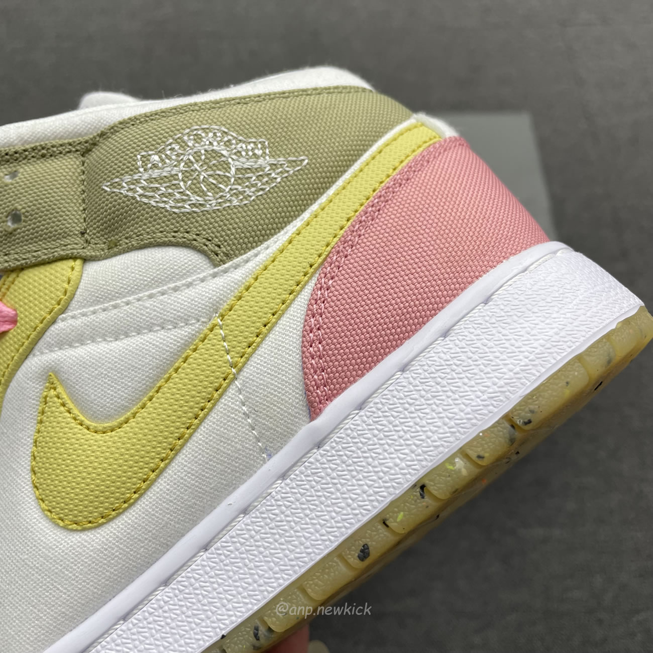 Air Jordan 1 Mid Se Pastel Vivid Green Grind Dj0338 100 (4) - newkick.vip