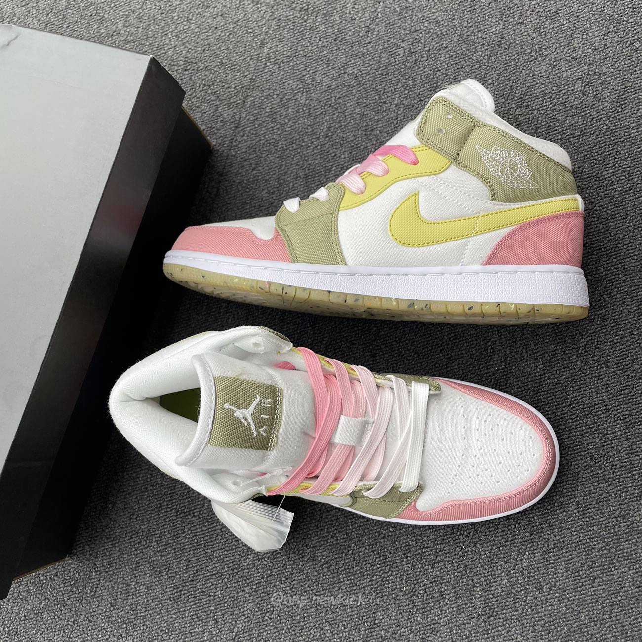 Air Jordan 1 Mid Se Pastel Vivid Green Grind Dj0338 100 (5) - newkick.vip