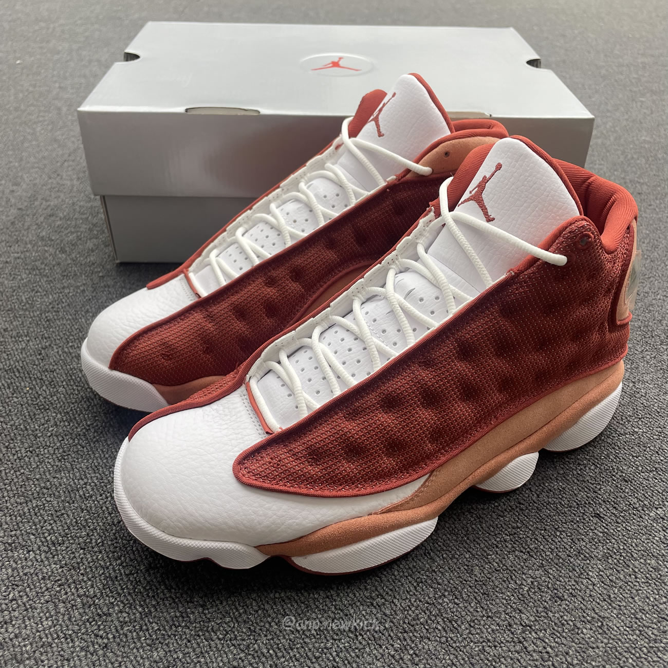 Air Jordan 13 Retro Dune Red Terra Blush Dj5982 601 (9) - newkick.vip