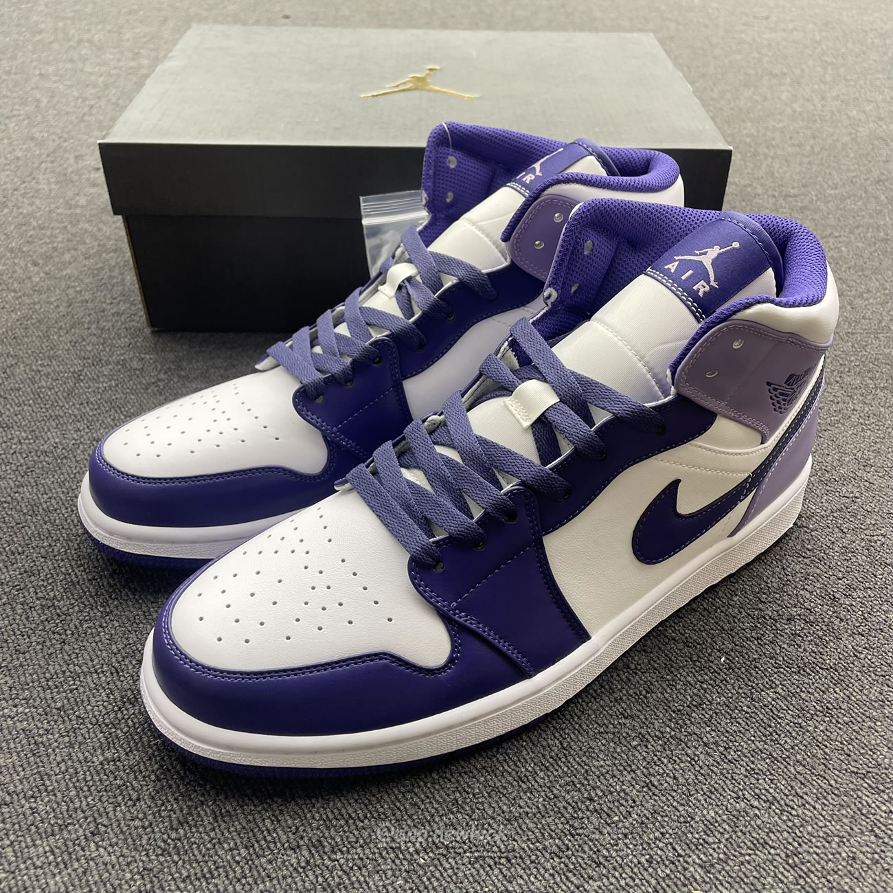 Air Jordan 1 Mid Blueberry Dq8426 515 (9) - newkick.vip