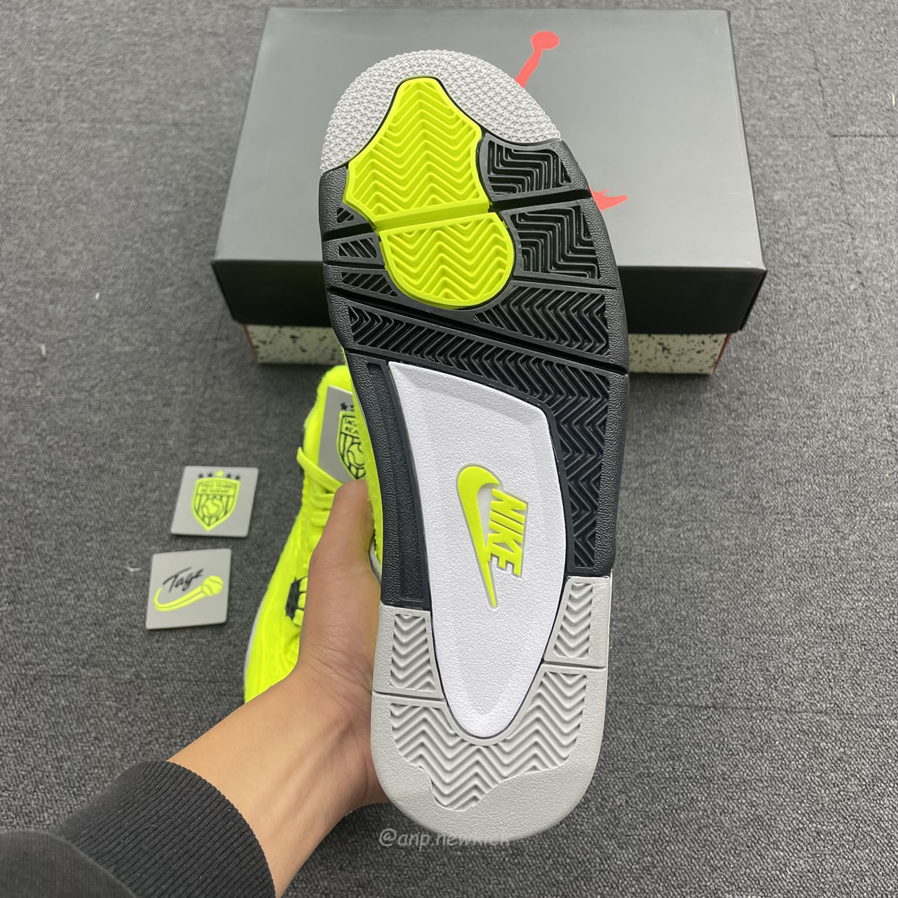 Air Jordan 4 Retro Tennis Ball Dv6773 700 (8) - newkick.vip