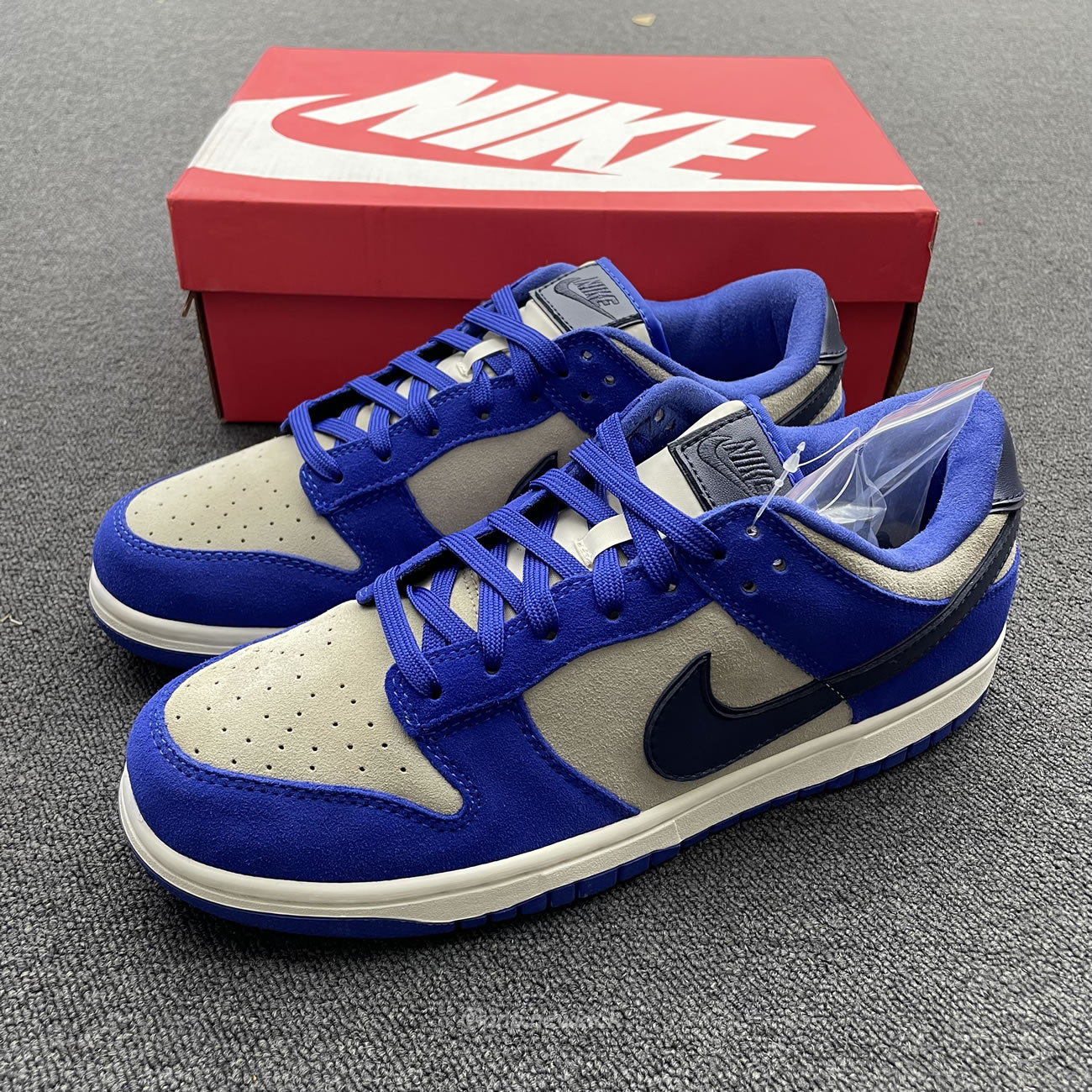 Nike Dunk Low Lx Blue Suede Womens Dv7411 400 (6) - newkick.vip