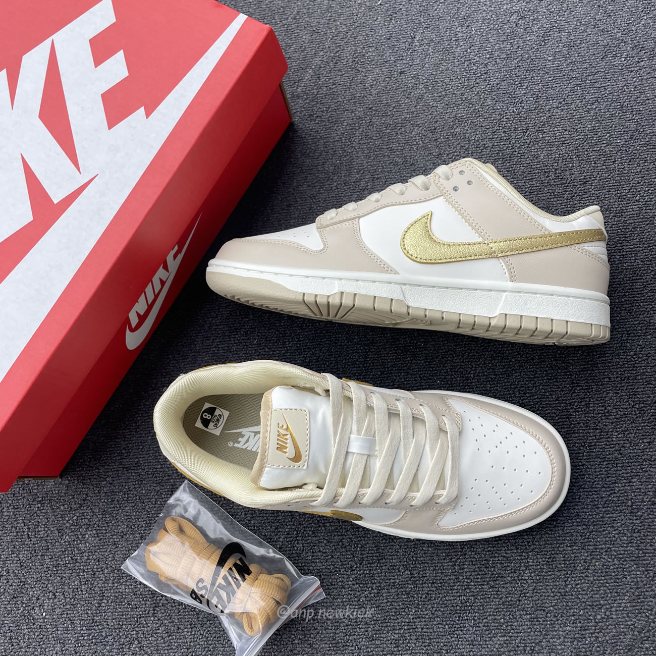 Nike Dunk Low Gold Swoosh Dx5930 001 (6) - newkick.vip