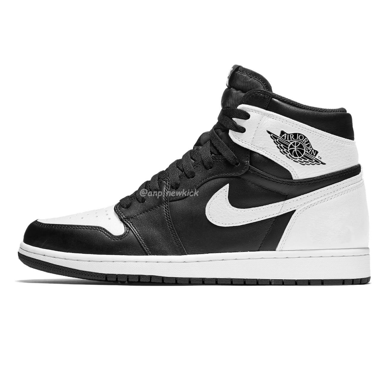 Air Jordan 1 Retro High Og Black White Dz5485 010 (1) - newkick.vip