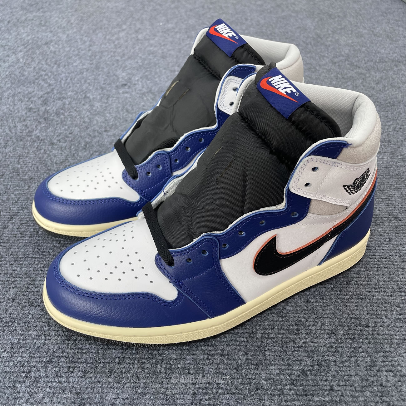 Air Jordan 1 Retro High Og Deep Royal Blue Dz5485 100 (6) - newkick.vip