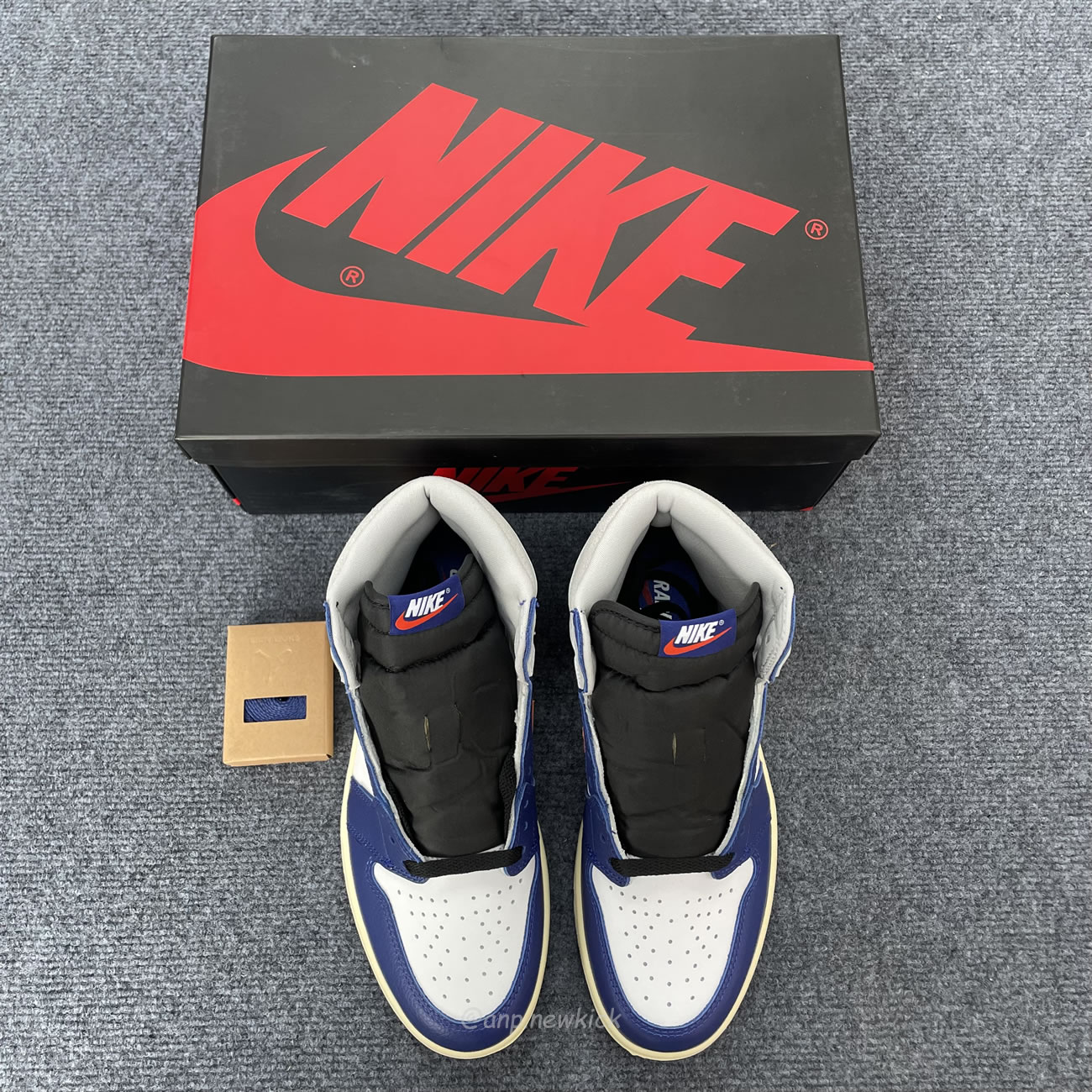 Air Jordan 1 Retro High Og Deep Royal Blue Dz5485 100 (8) - newkick.vip