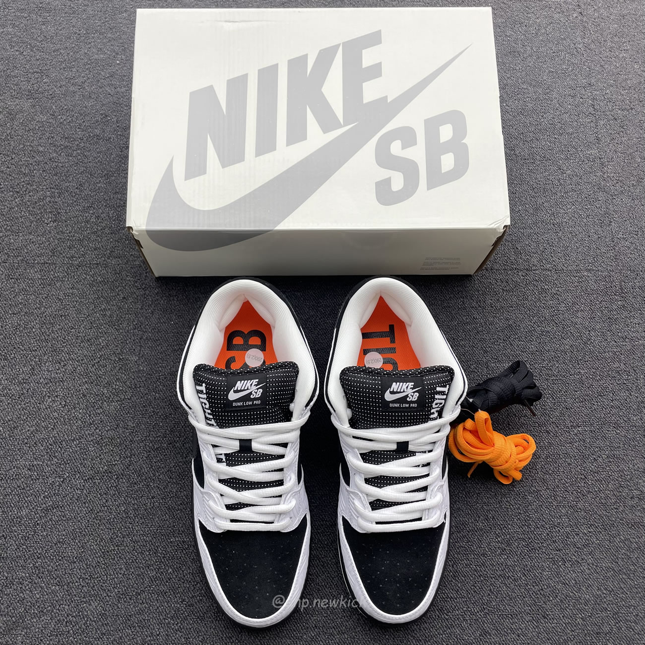 Nike Sb Dunk Low Tightbooth Fd2629 100 (4) - newkick.vip