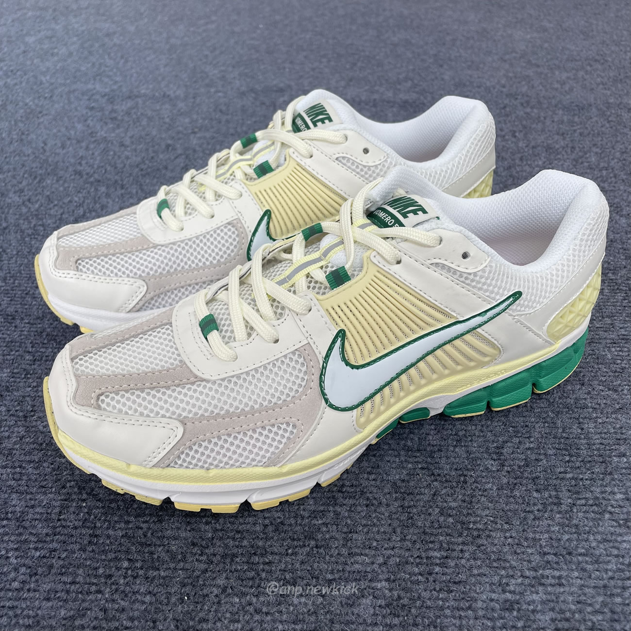 Nike Zoom Vomero 5 Malachite Alabaster Fn8361 100 (6) - newkick.vip