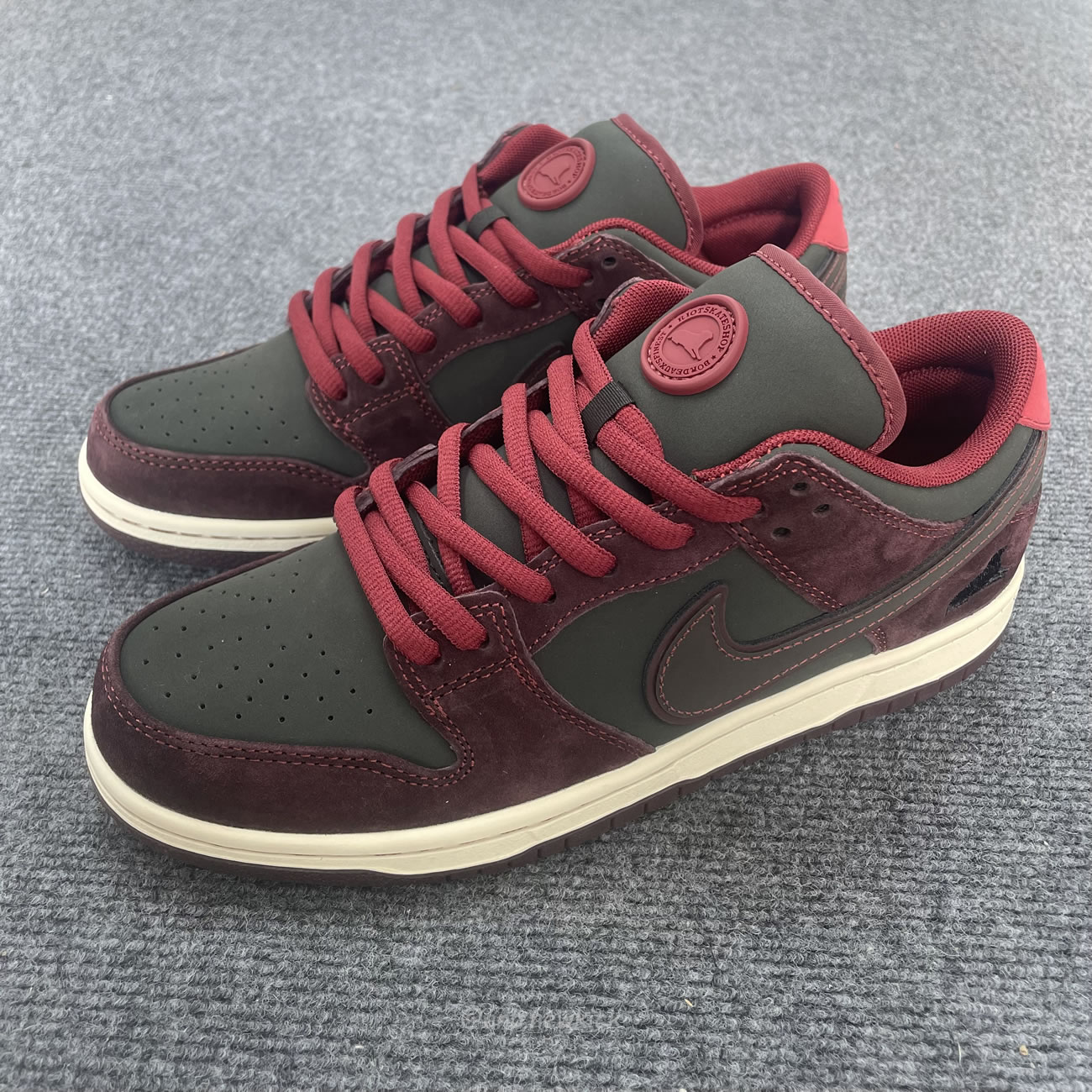 Nike Sb Dunk Low X Riot Skateshop Fz1289 200 (3) - newkick.vip