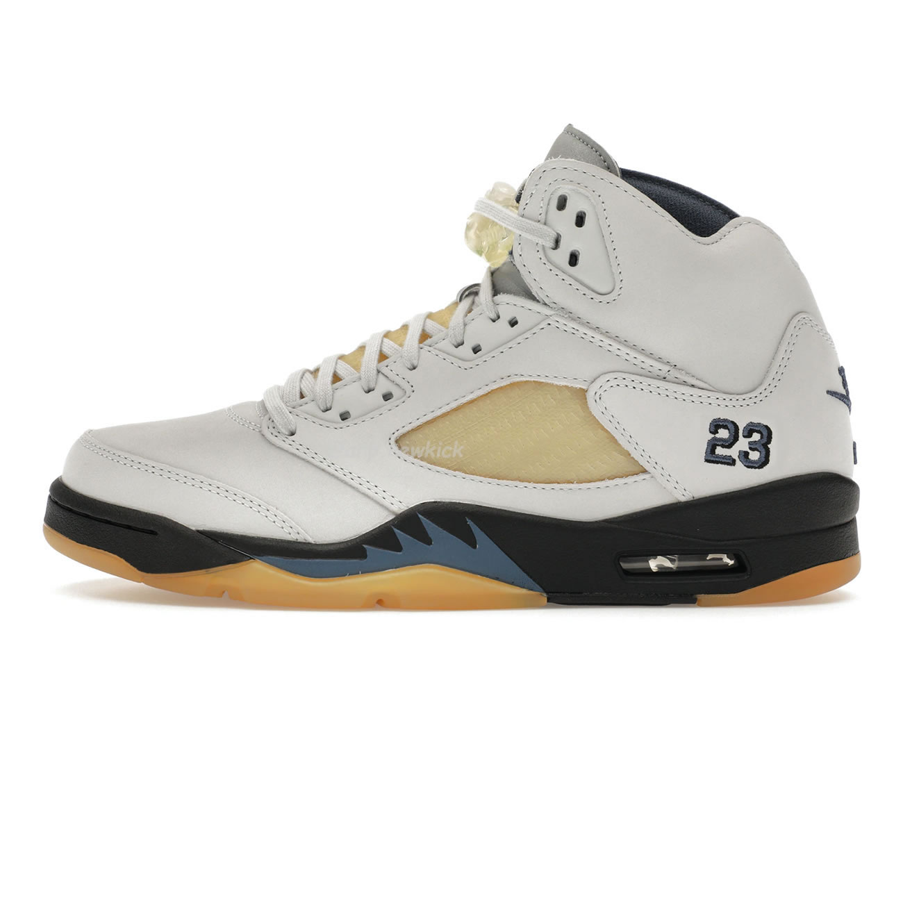 Air Jordan 5 Retro A Ma Maniére Dawn Womens Fz5758 004 (1) - newkick.vip