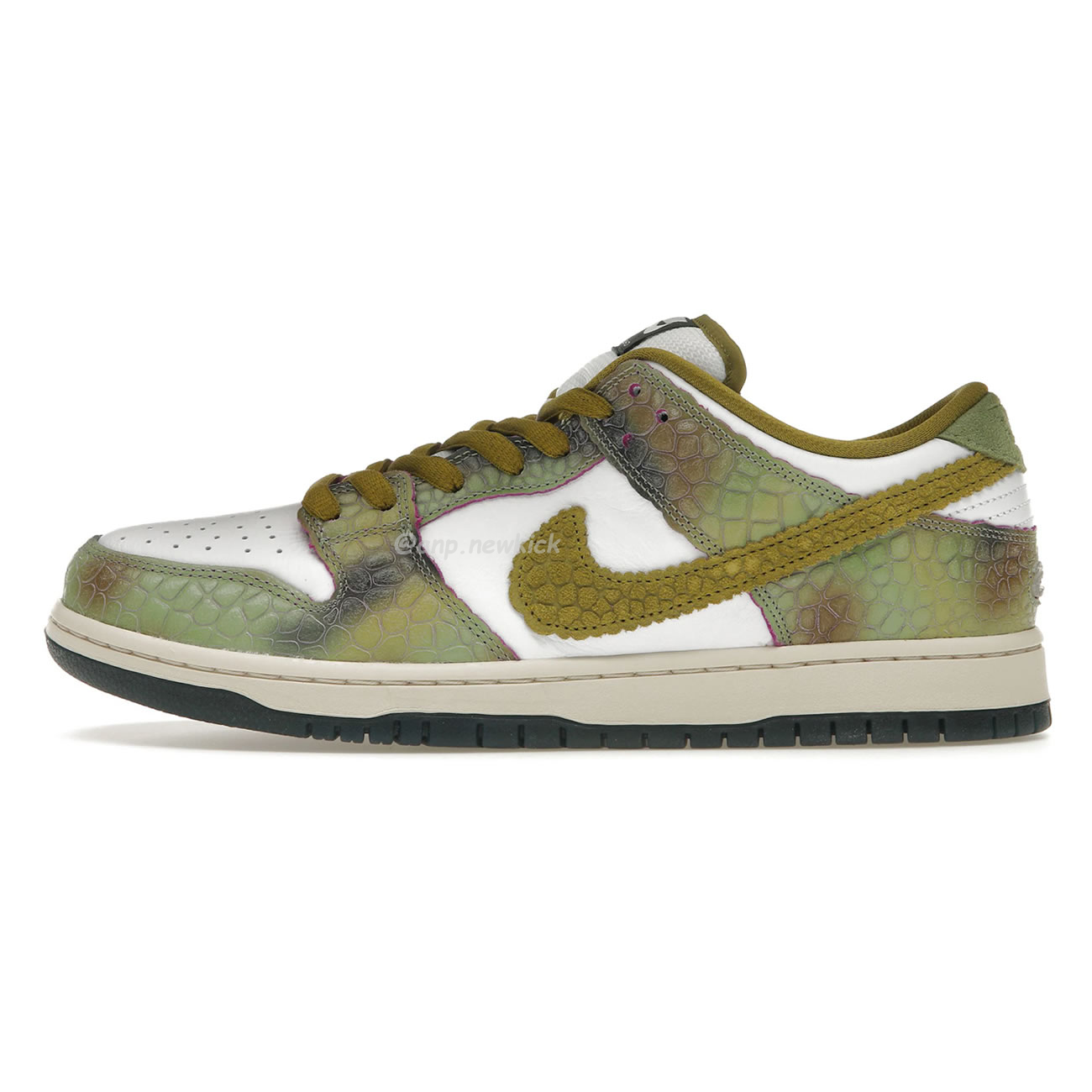 Nike Sb Dunk Low Alexis Sablone Chameleon Hj3386 300 (1) - newkick.vip