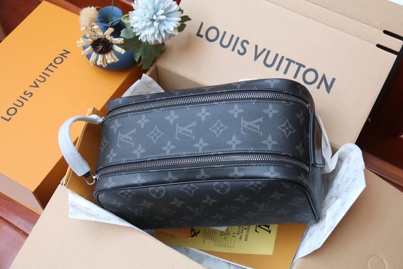 Louis Vuitton Dopp Kit M46354 (11) - newkick.vip