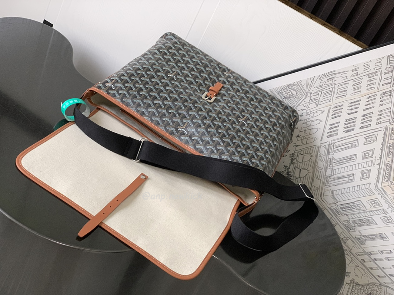 Goyard Capetien Medium Size Messenger Bag (13) - newkick.vip