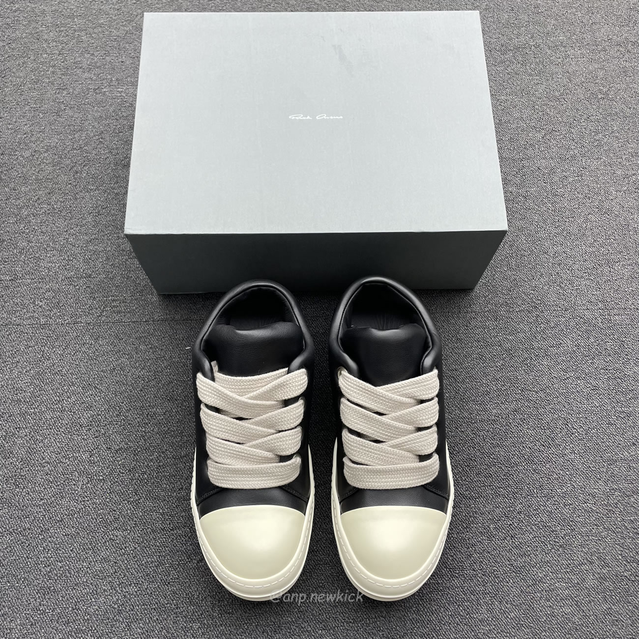 Rick Owens Jumbo Lace Padded Sneaks Low Black Acid Milk Ru02c7893 (8) - newkick.vip