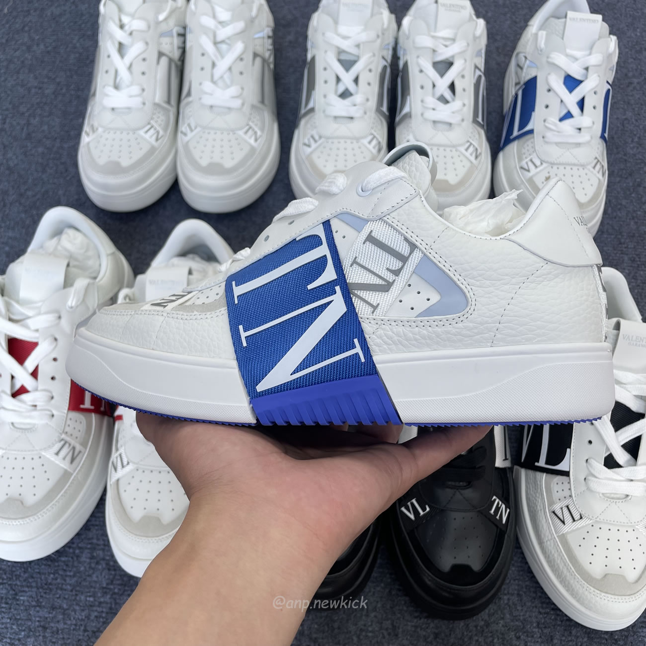 Valentino Garavani Vl7n Sneaker Low Top White Black Grey Red Blue Ys0c58wrq 24p (13) - newkick.vip