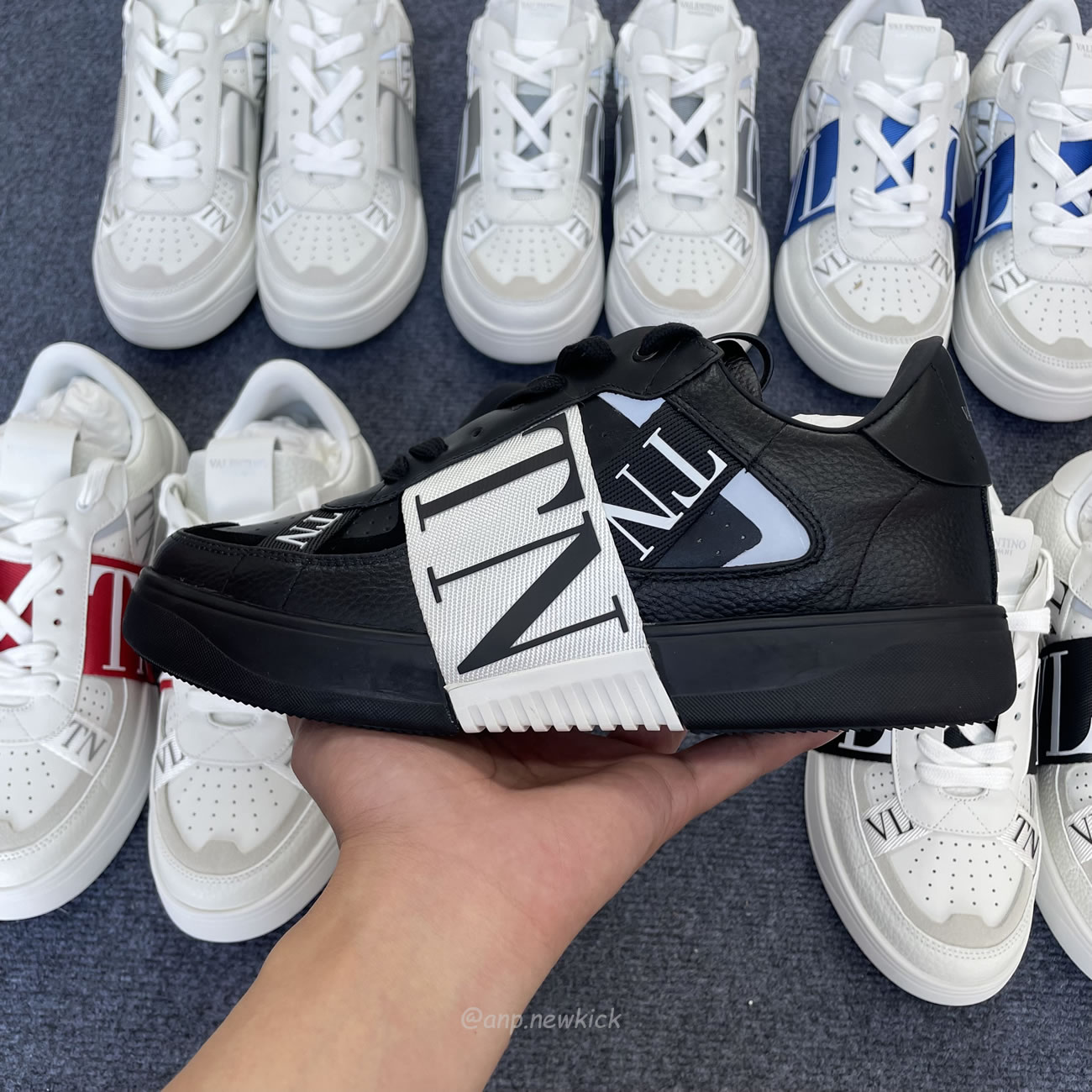 Valentino Garavani Vl7n Sneaker Low Top White Black Grey Red Blue Ys0c58wrq 24p (14) - newkick.vip