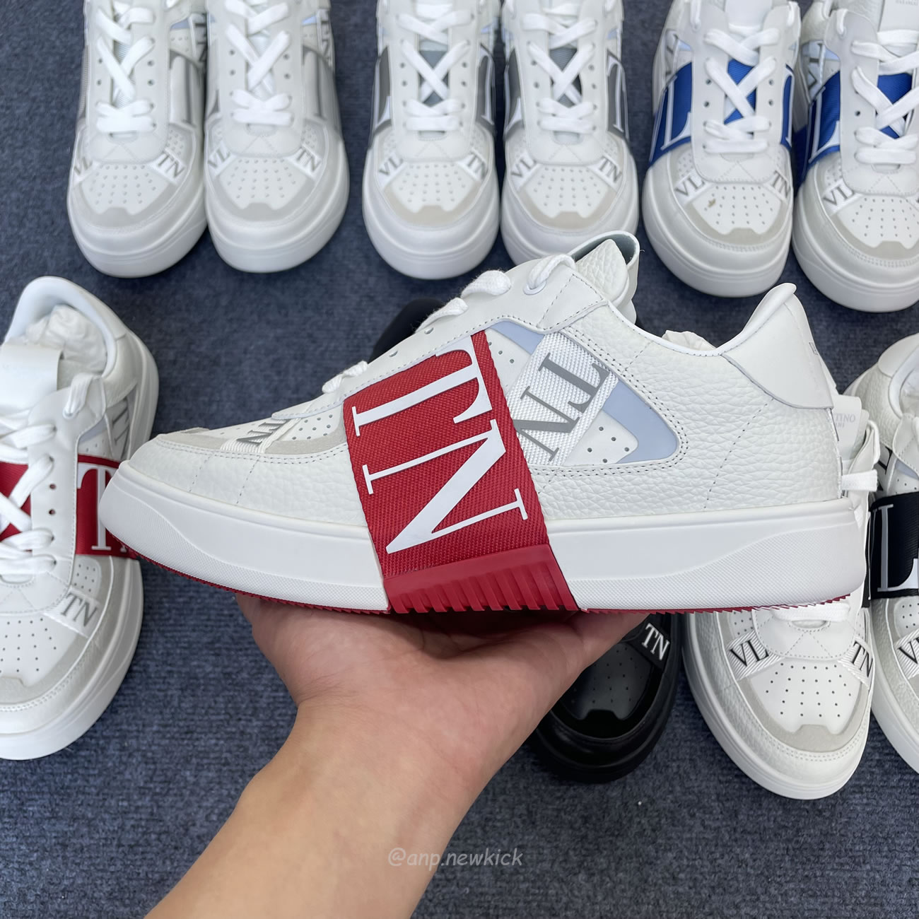 Valentino Garavani Vl7n Sneaker Low Top White Black Grey Red Blue Ys0c58wrq 24p (15) - newkick.vip