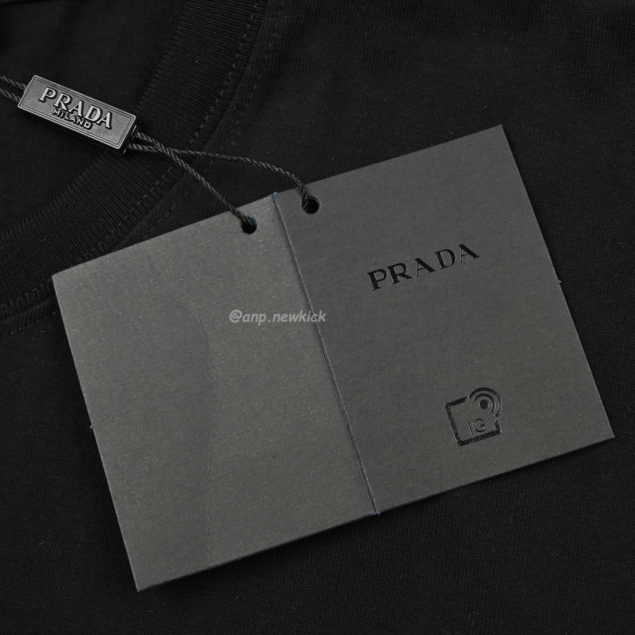 Prada Raised Logo Round Neck T Shirt (9) - newkick.vip