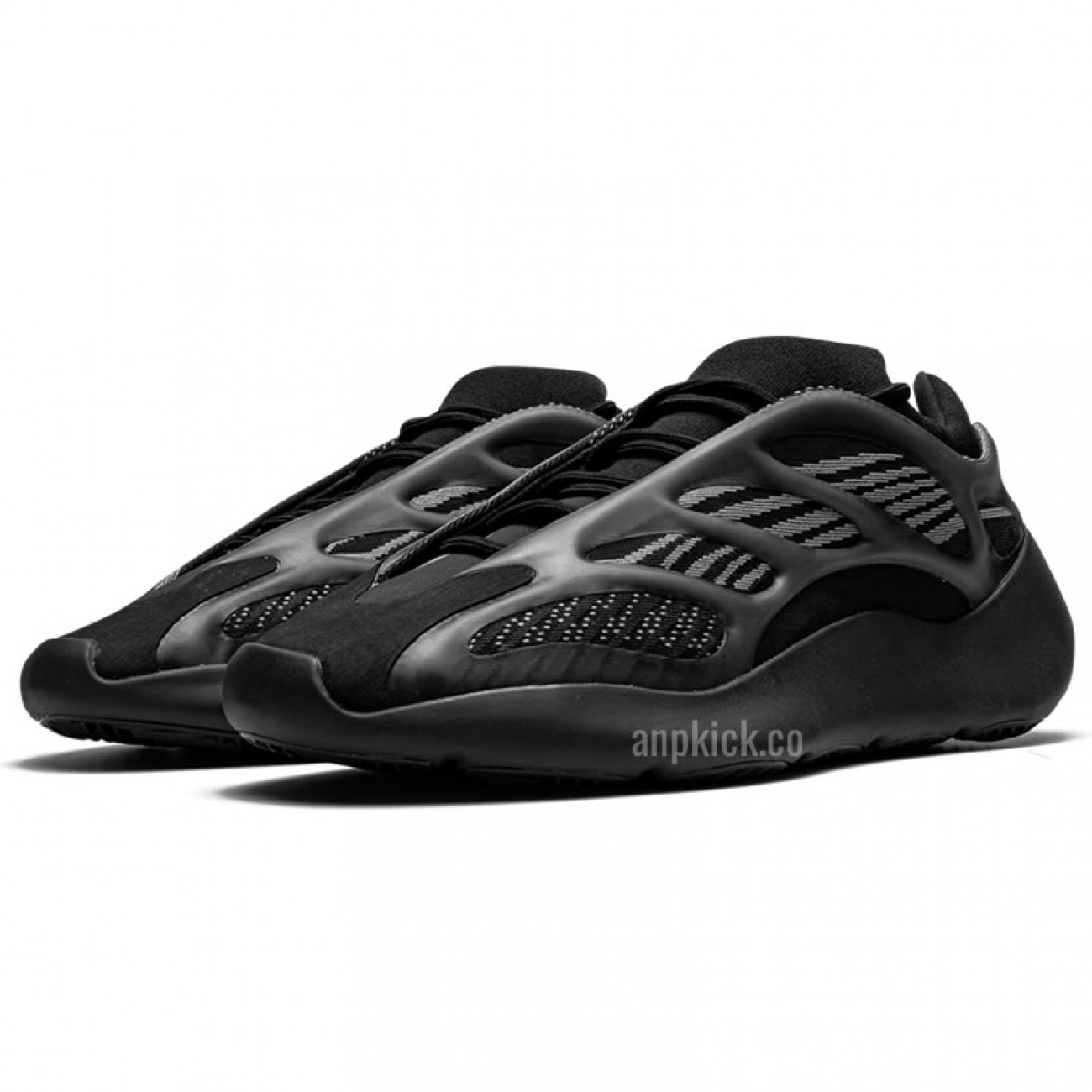 Adidas Yeezy 700 V3 "Alvah" Black H67799 New Release Date