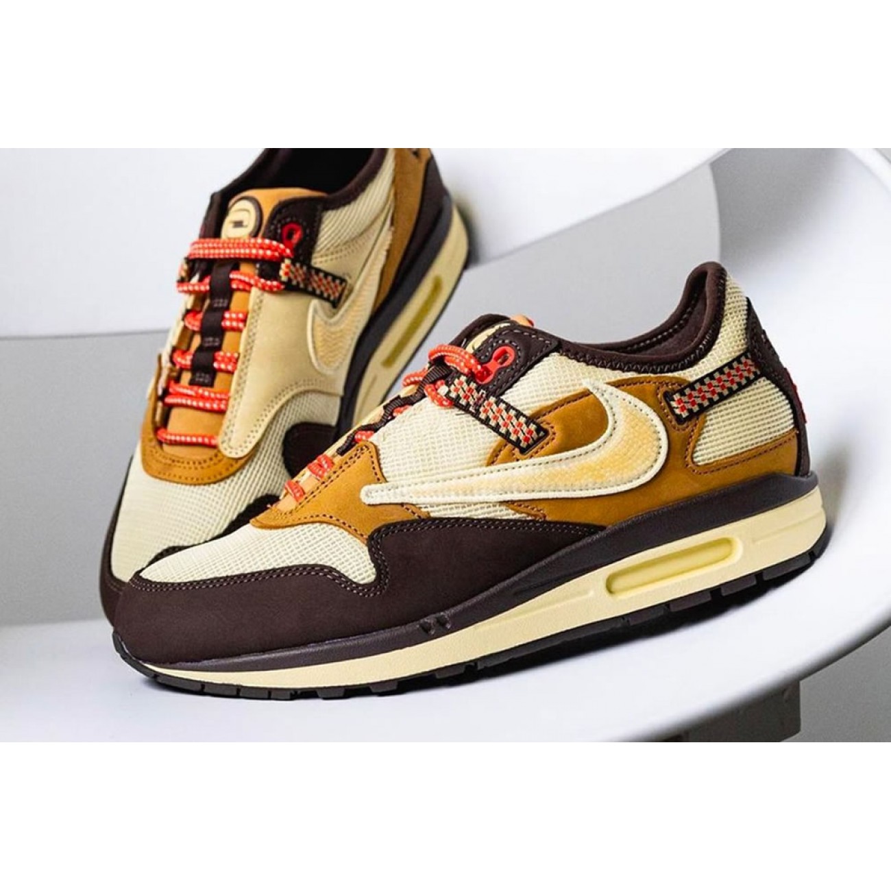 Travis Scott x Nike Air Max 1 "Baroque Brown" DO9392-200