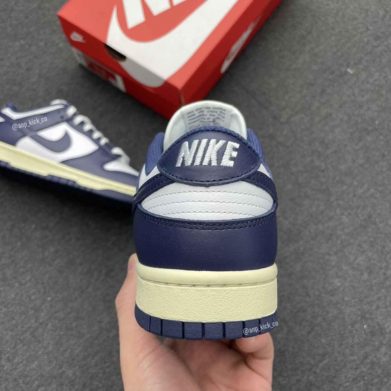 Nike Dunk Low Wmns "Vintage Navy" DD1503-115