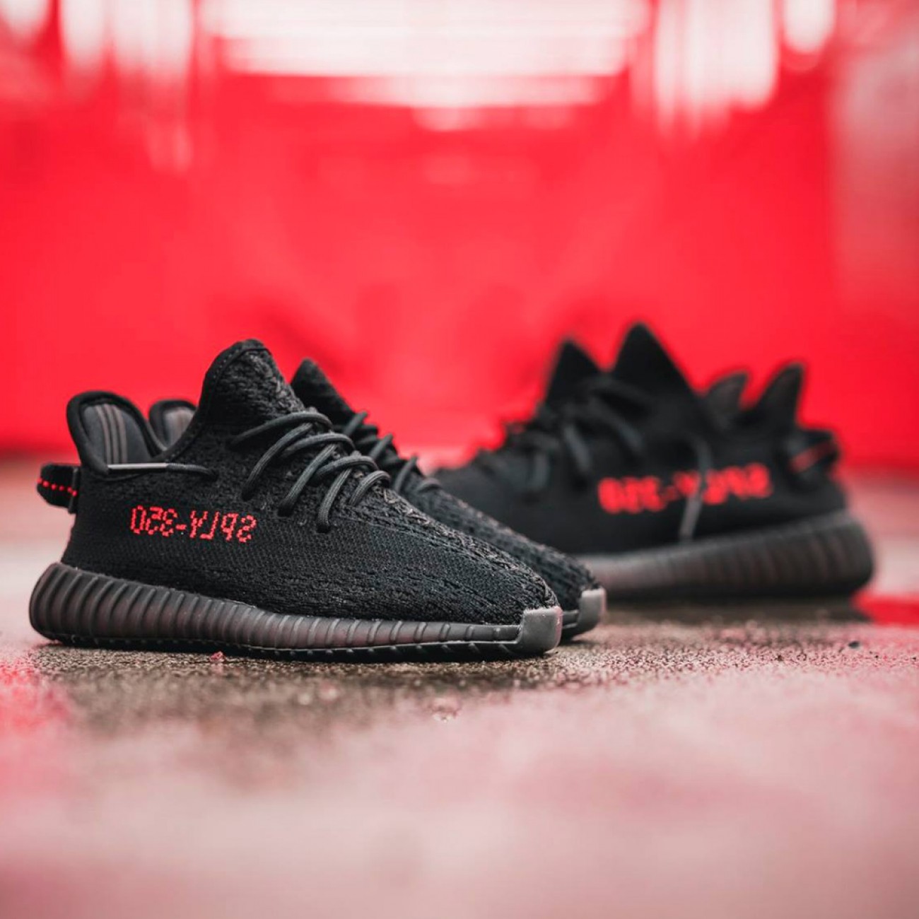 Adidas Originals Yeezy Boost 350 V2 "Core Black/Red" Bred CP9652