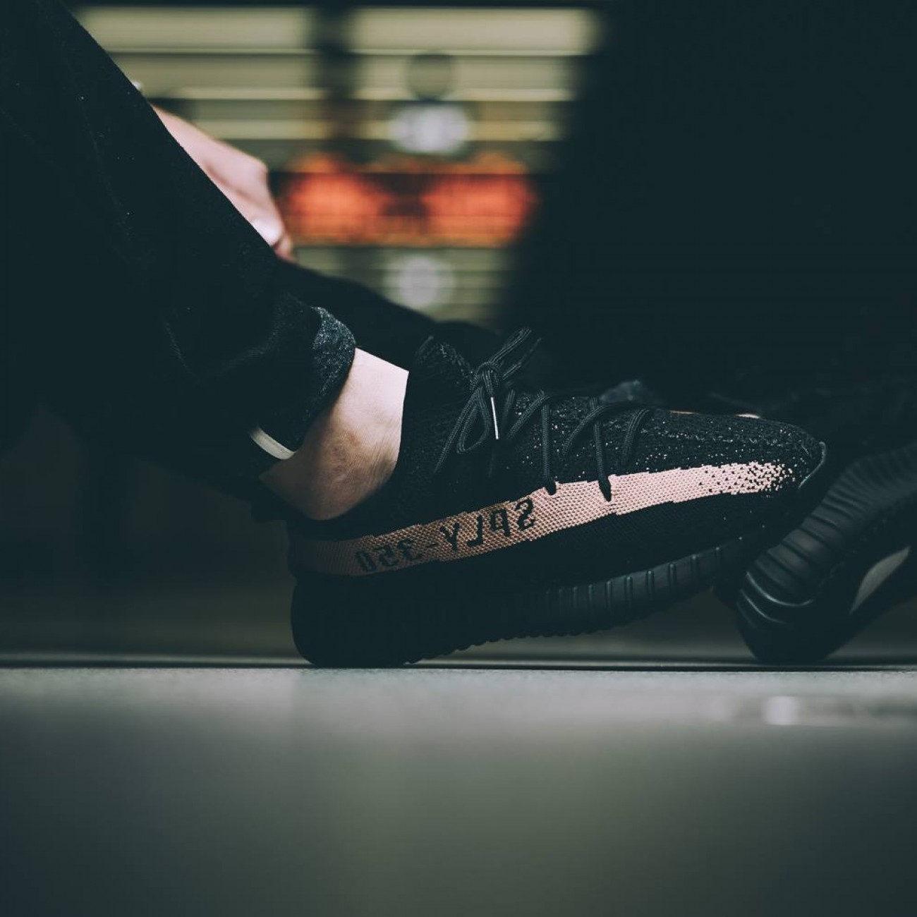 Adidas Originals Yeezy Boost 350 V2 "Copper" Black BY1605