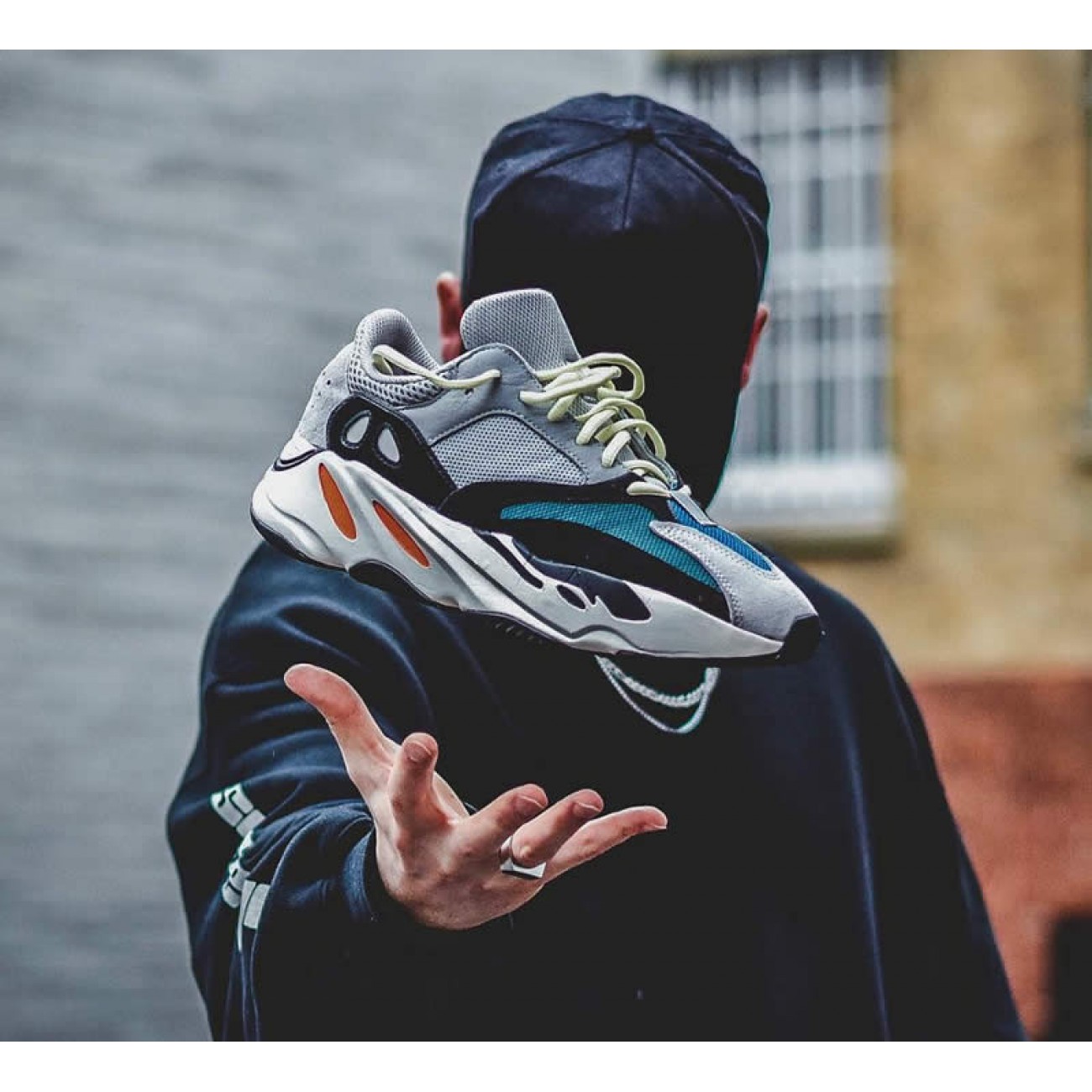 adidas Yeezy boost 700 Wave Runner 2022 Restock Resell