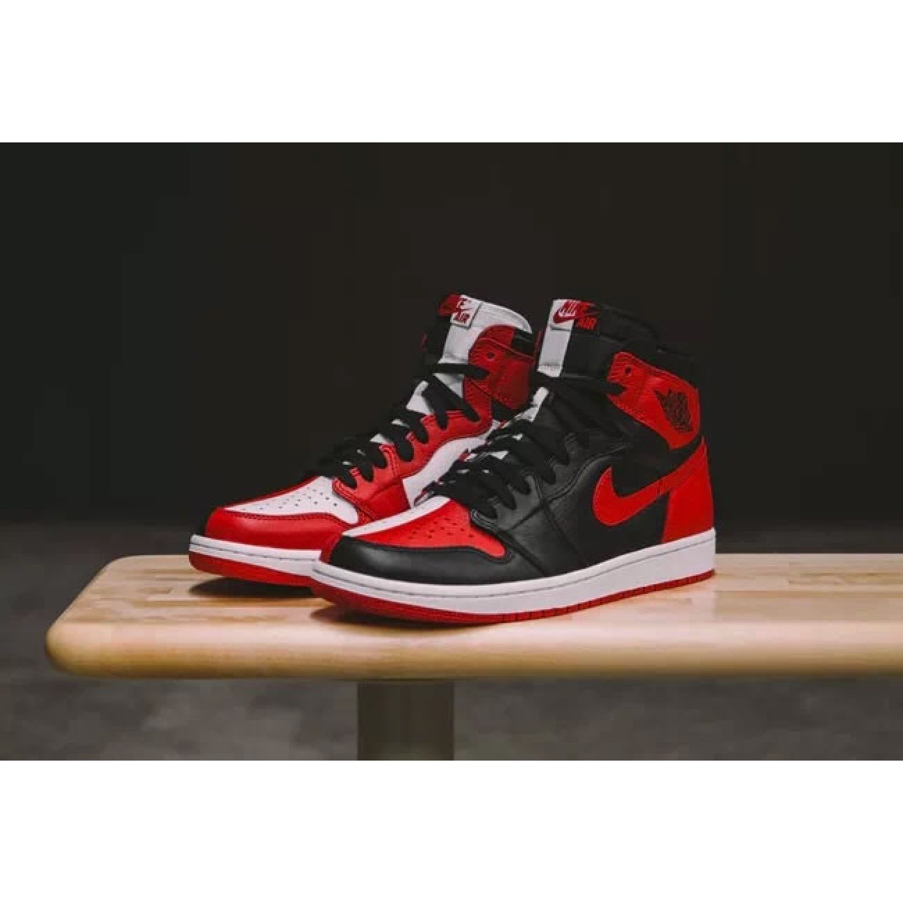 Air Jordan 1 "Homage to Home" 861428-061