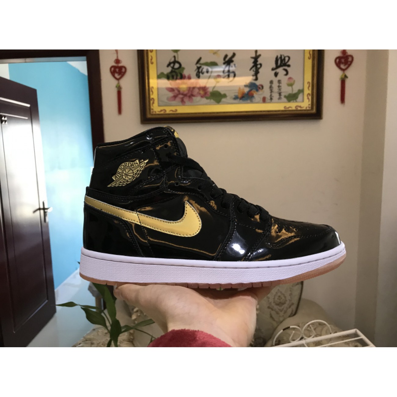 Air Jordan 1 "Black Gold" OG 555088-019