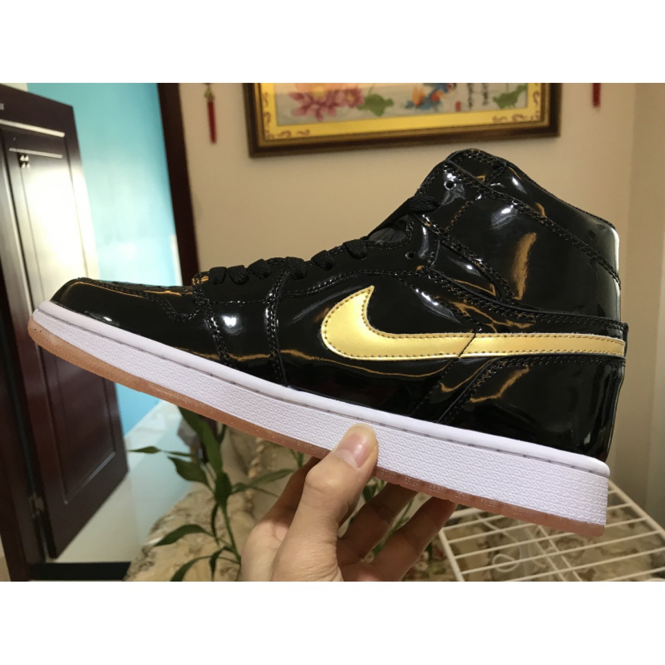 Air Jordan 1 "Black Gold" OG 555088-019