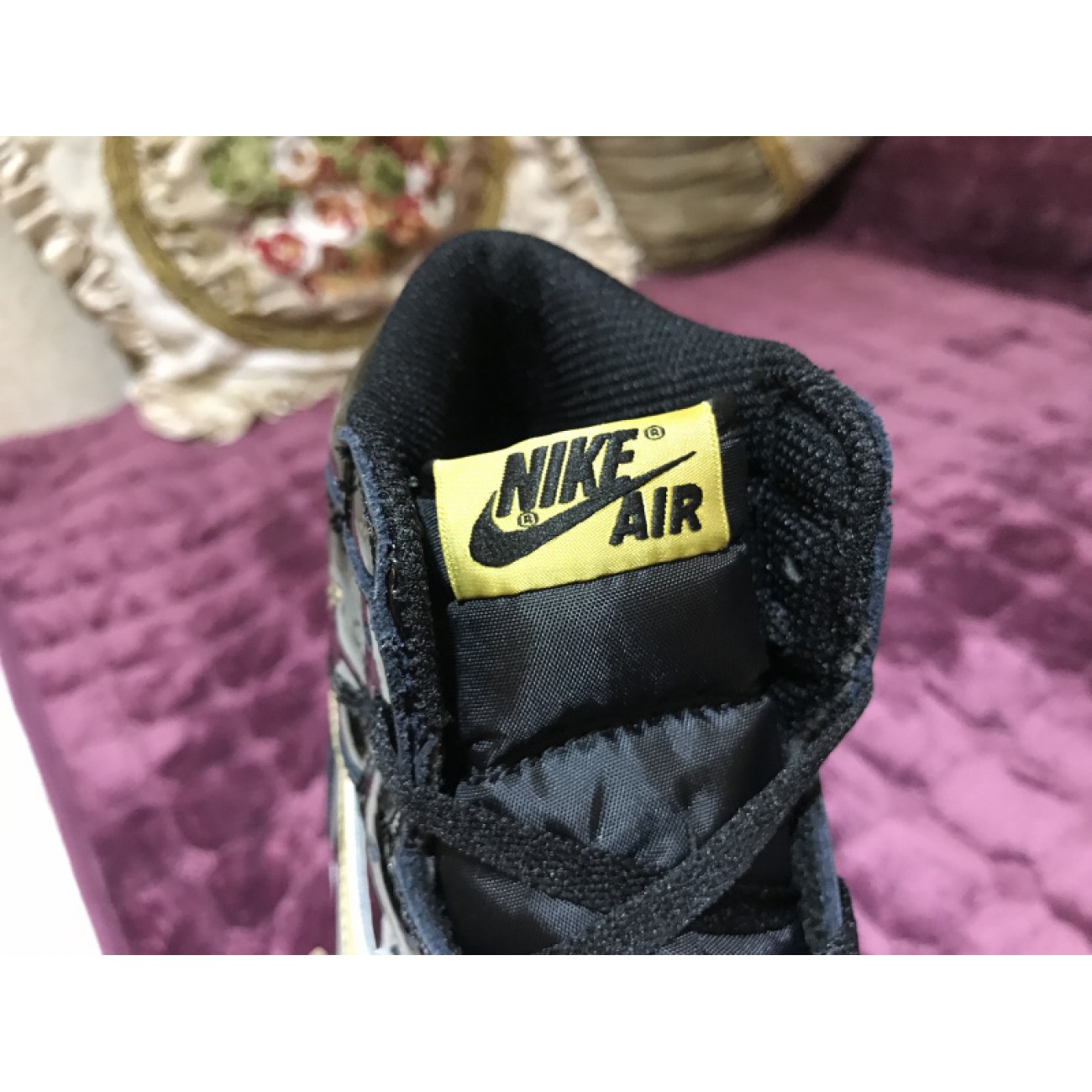 Air Jordan 1 "Black Gold" OG 555088-019