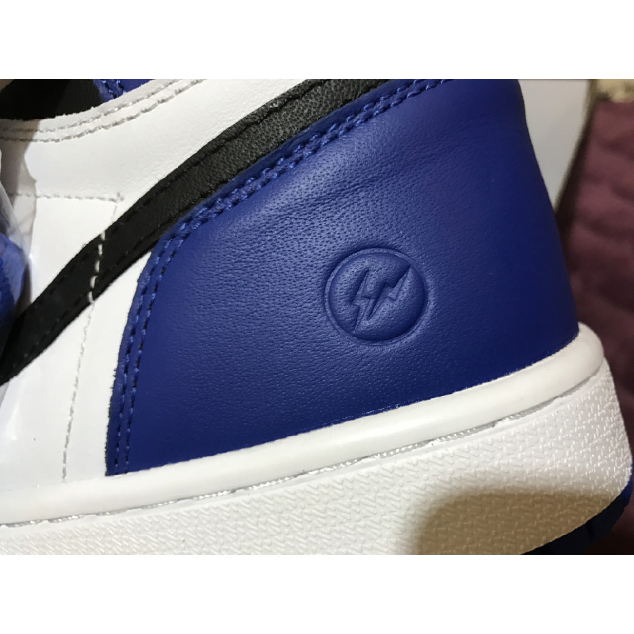 Air Jordan 1 "Fragment" 716371-040