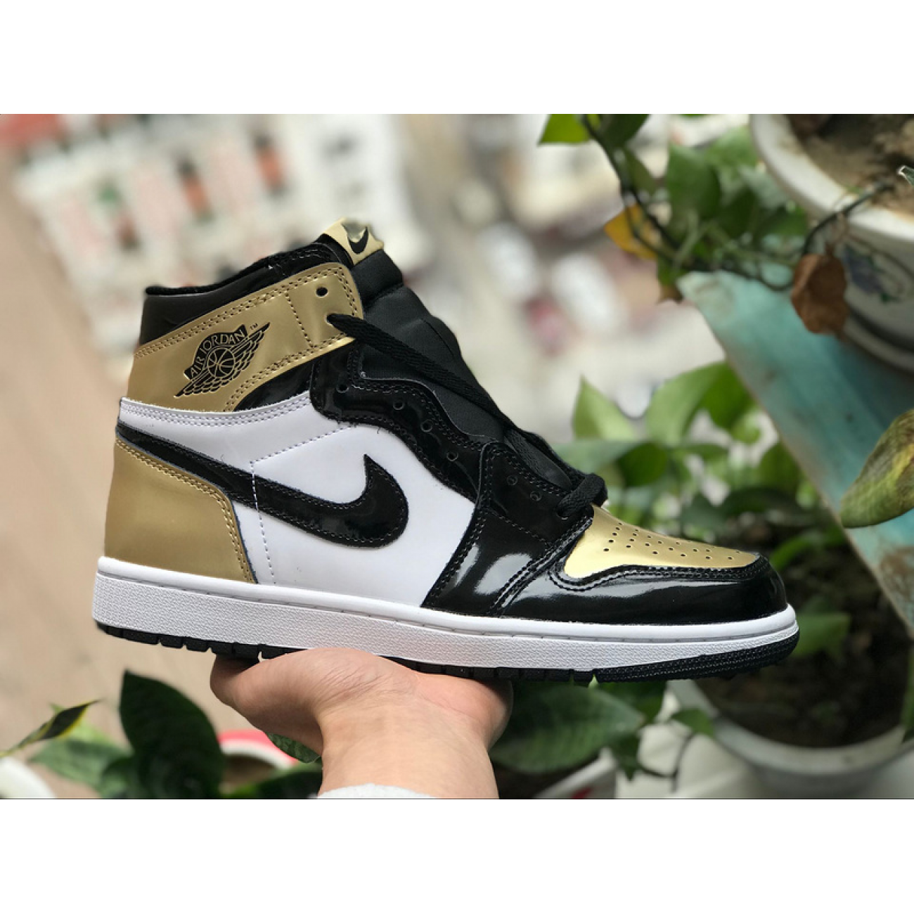 Air Jordan 1 Top 3 Retro High NRG Patent Gold Toe 861428-007