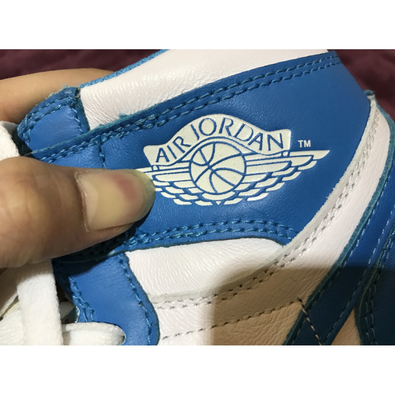 Air Jordan 1 High OG "UNC" 555088-117