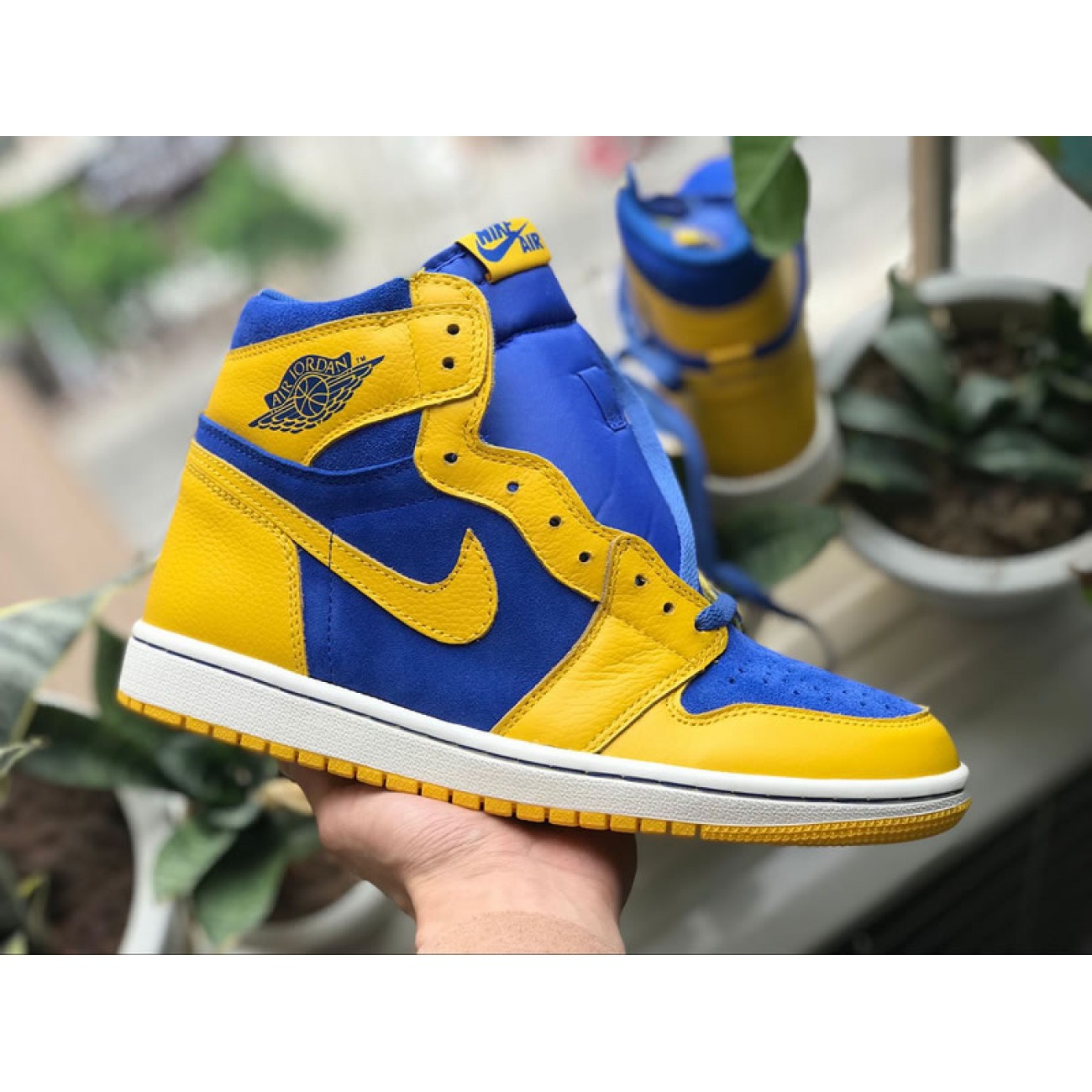 Air Jordan 1 Laney OG AJ1 555088-707