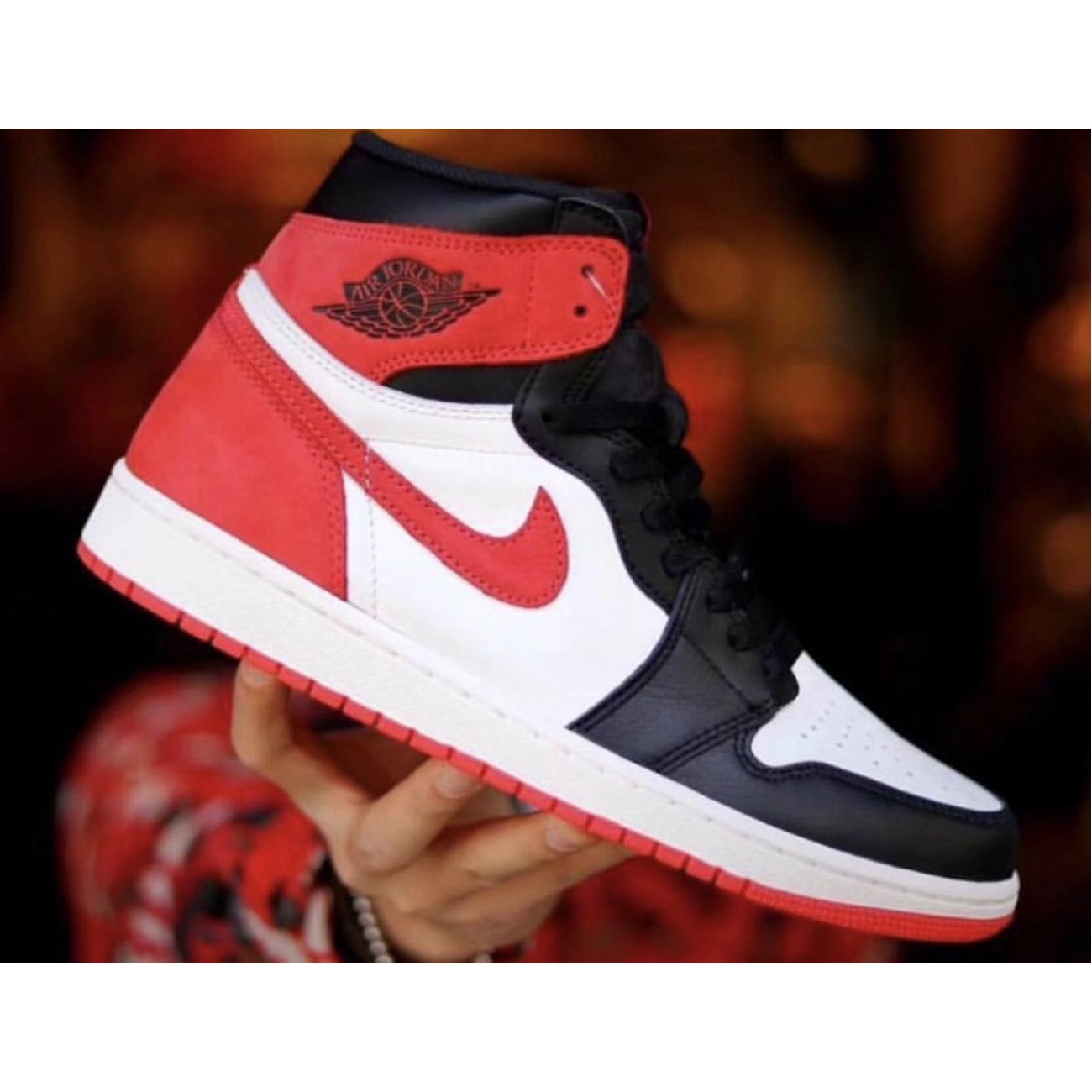 Air Jordan 1 Retro High OG NRG 6 Rings Track Red 555088-112