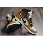 Air Jordan 1 Retro High OG "Wheat" AJ1 White Black And Yellow/Gold 555088-700