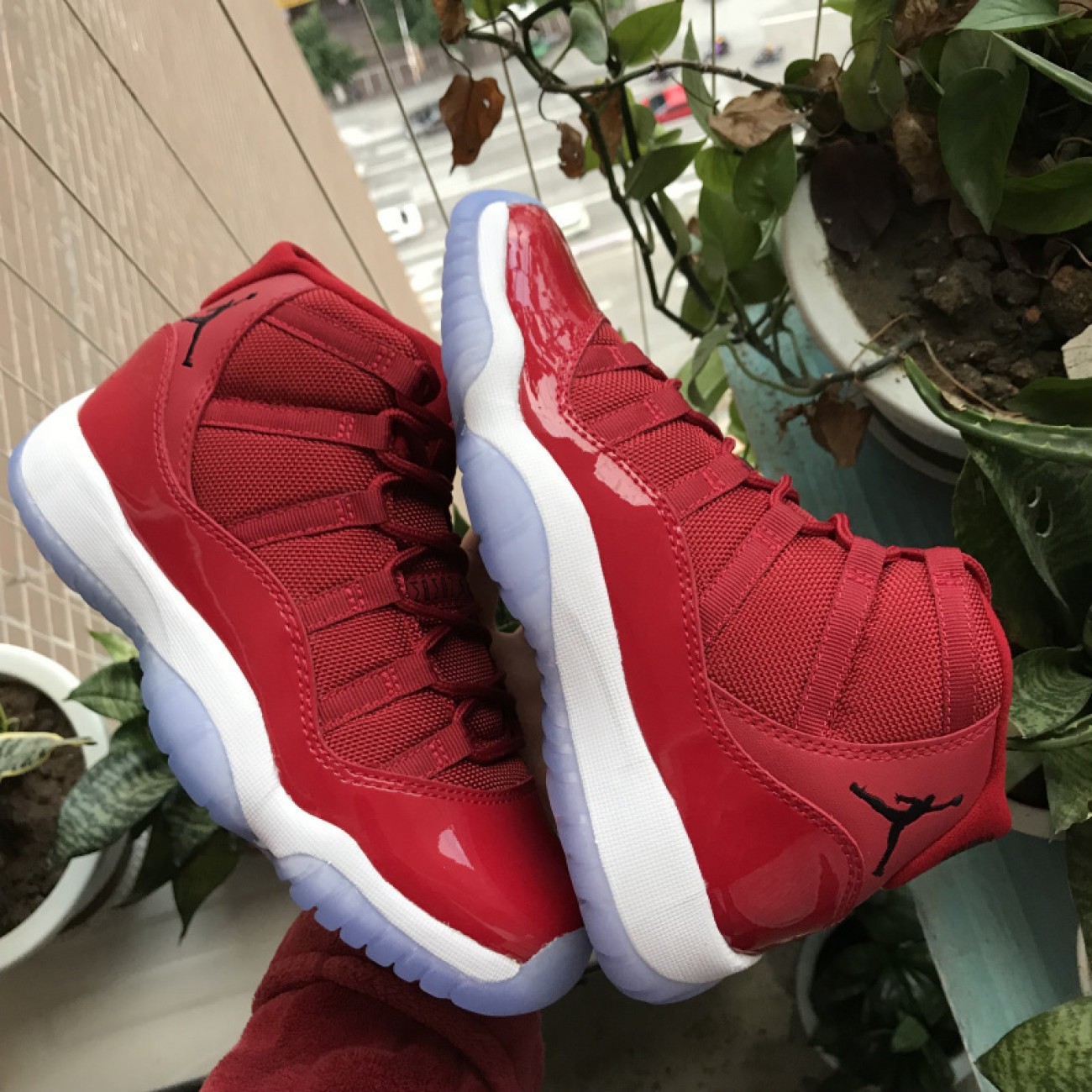 Air Jordan 11 GS "Gym Red" 378037-623