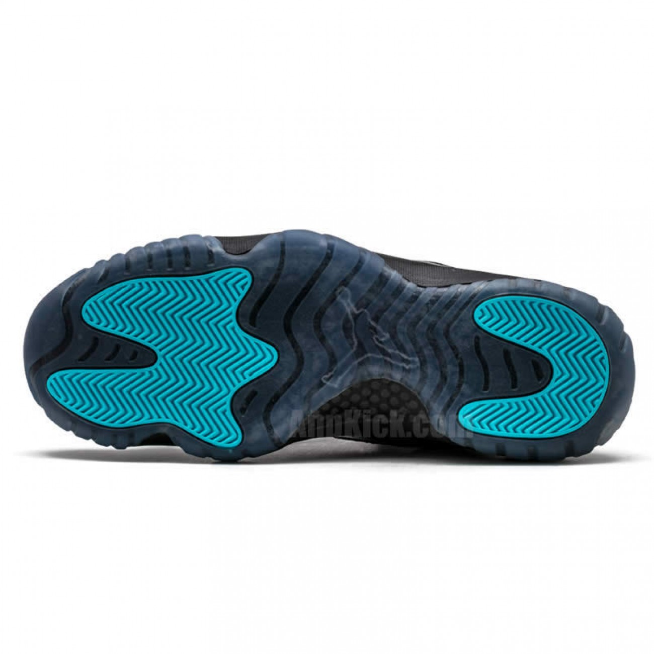 Air Jordan 11 "Gamma Blue" Price On Feet Outfit 378037-006