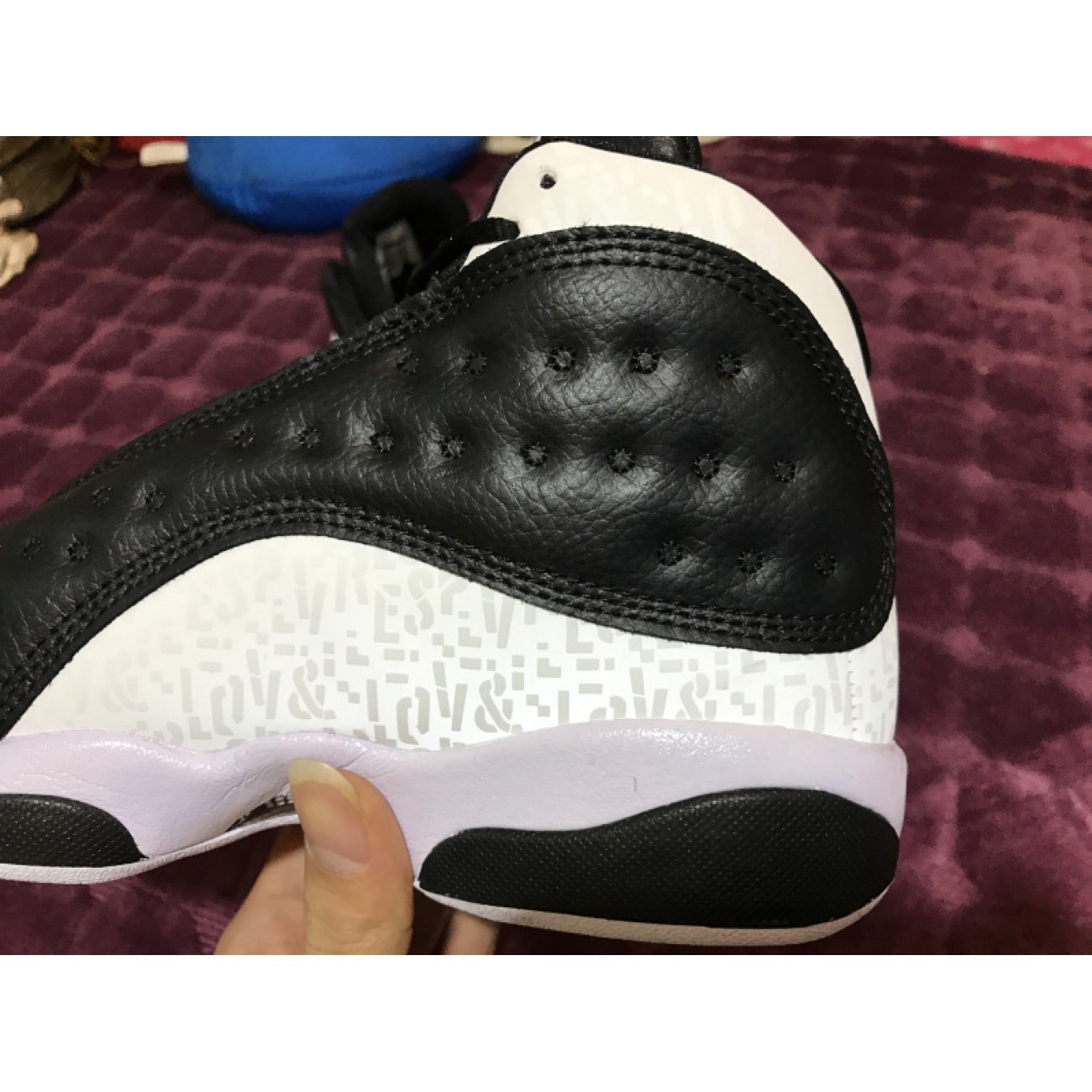 Air Jordan 13 GS "Love Respect" 888165-012