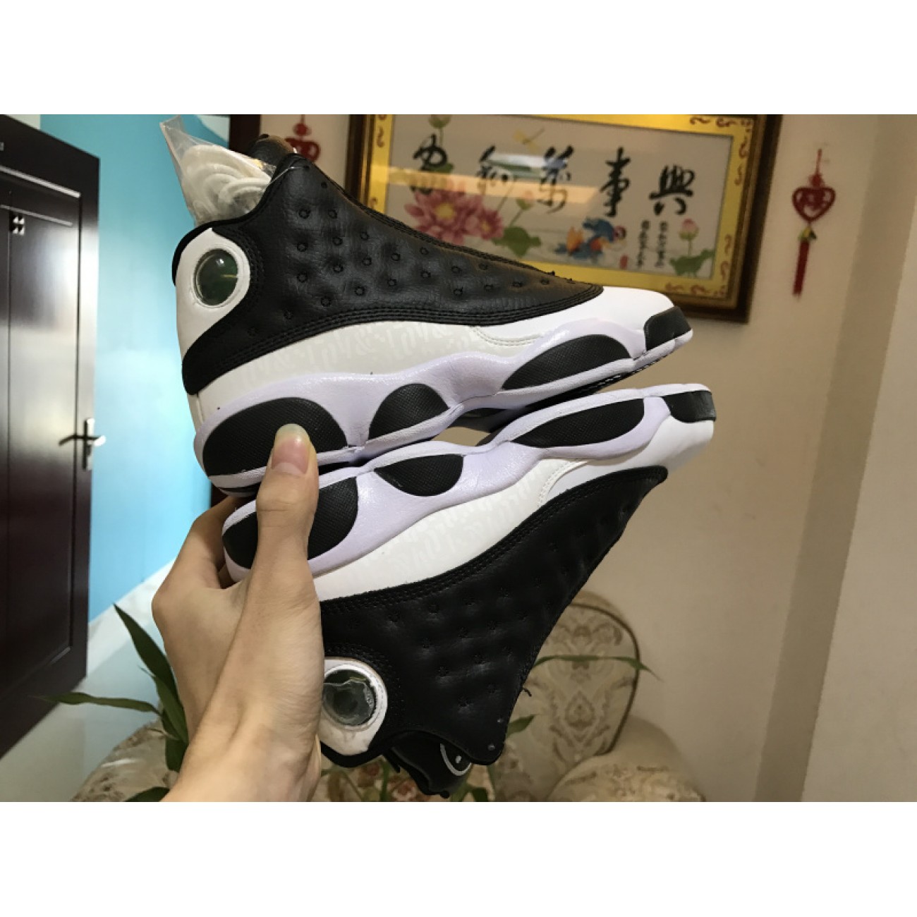 Air Jordan 13 GS "Love Respect" 888165-012