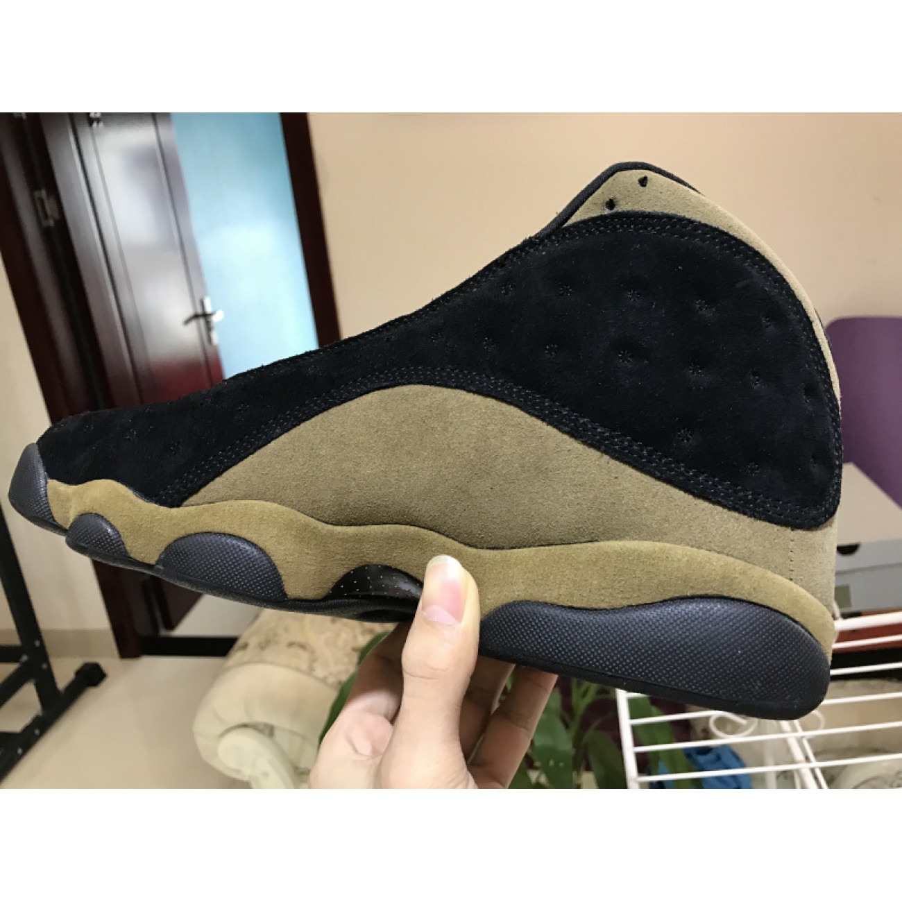 Air Jordan 13 "Olive" Jumpman Logo 414571-006 