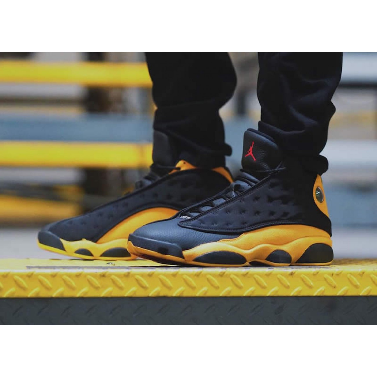 Air Jordan 13 Melo "Class of 2002" Black and Yellow/Gold 414571-035