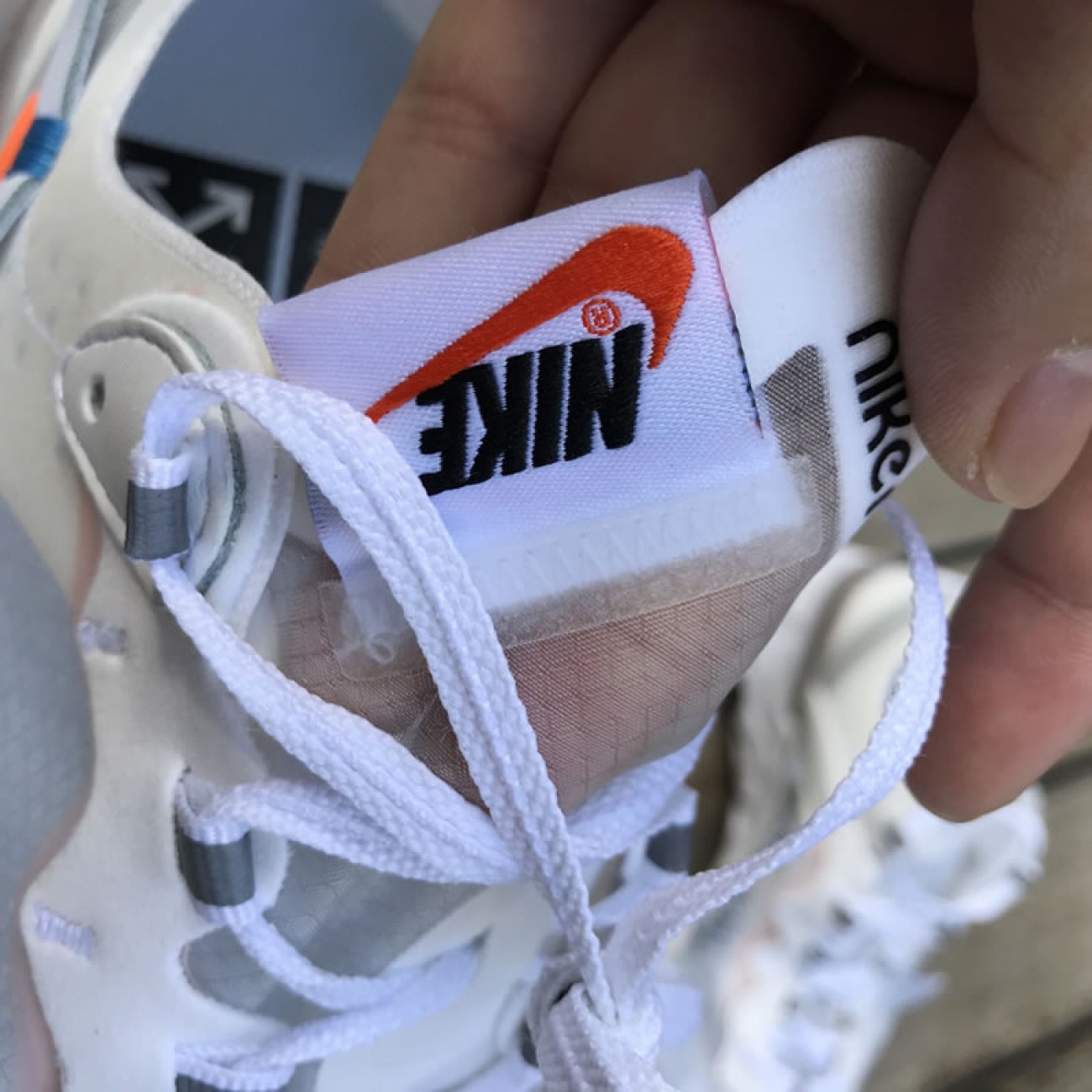 Off White x Nike React Element 87 White/Cone-Ice Blue AQ0068-100