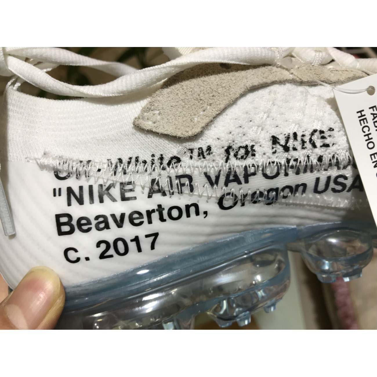 Off-White x Nike Air Vapor AA3831-100