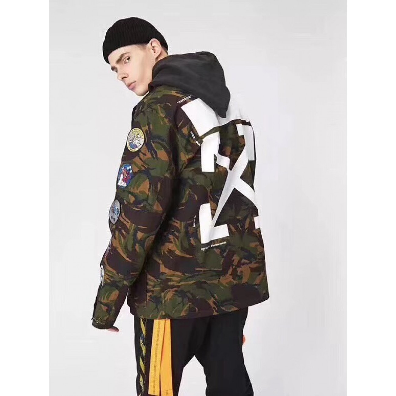 Off-white C O VIRGIL abloh 18SS Badge Ribbon Arrow Camo Armbands Jacket