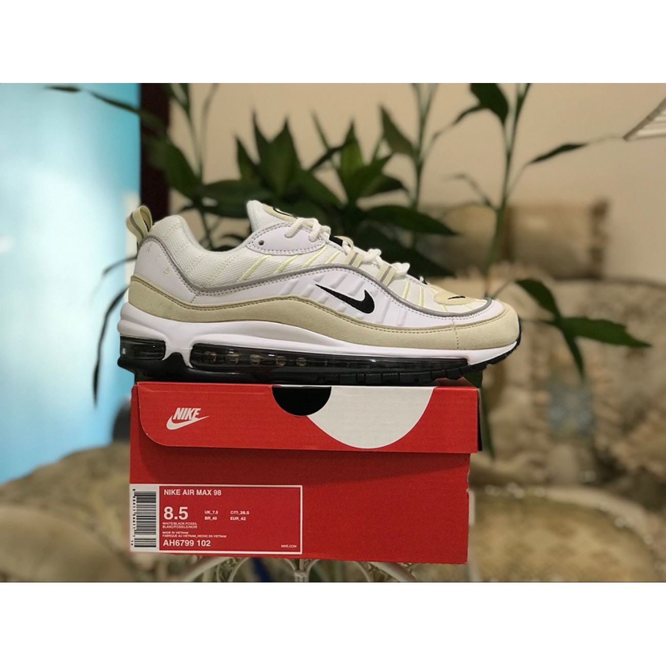 Nike Air Max 98 Fossil White AH6799-102