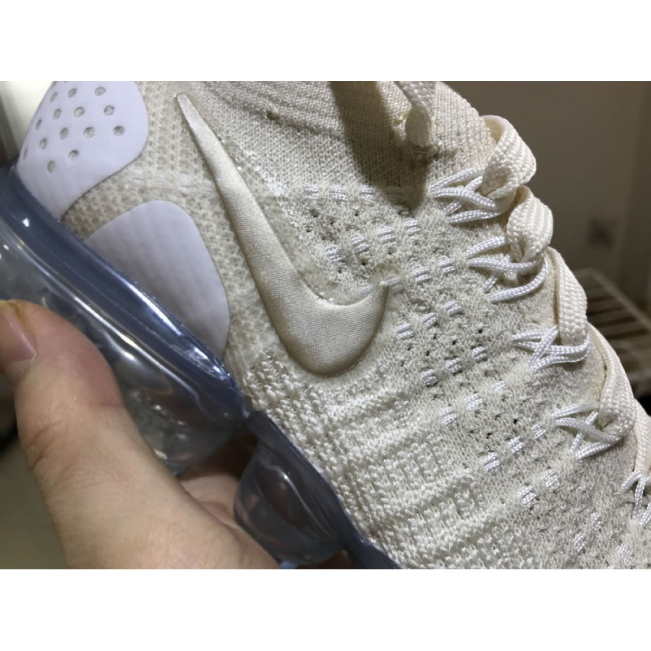 Wmns Nike Air VaporMax Flyknit 2.0 Light Cream 942843-201